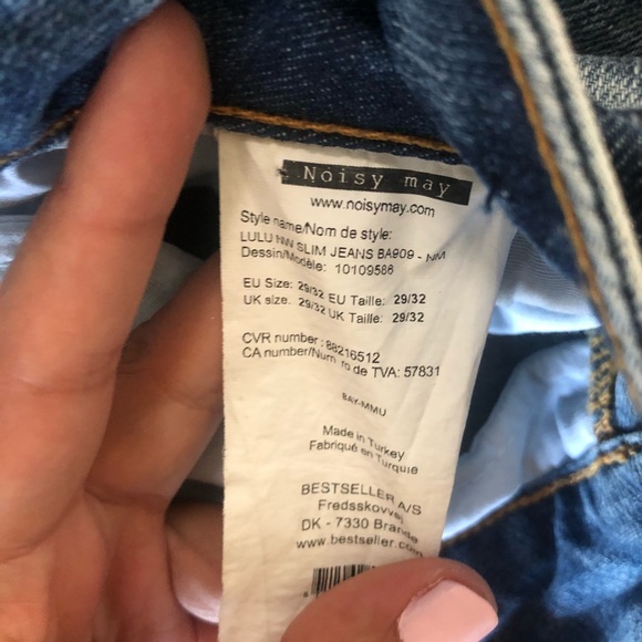 Noisy May Skinny Jean with rips - Picture 6 of 6